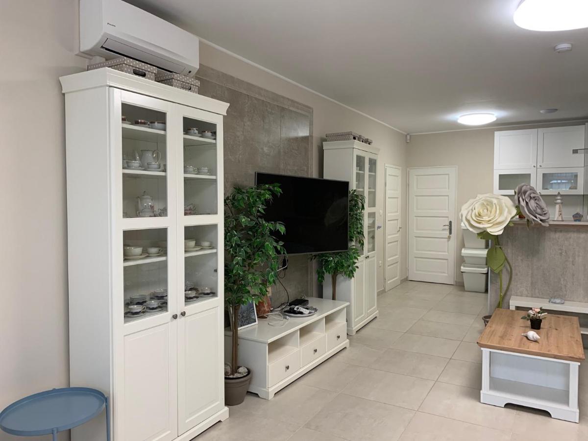Topart Apartman I バラトンフェニヴェシュ エクステリア 写真